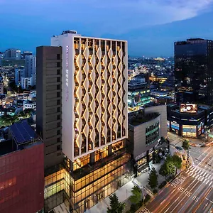 Mercure Ambassador Hongdae **** Seoel